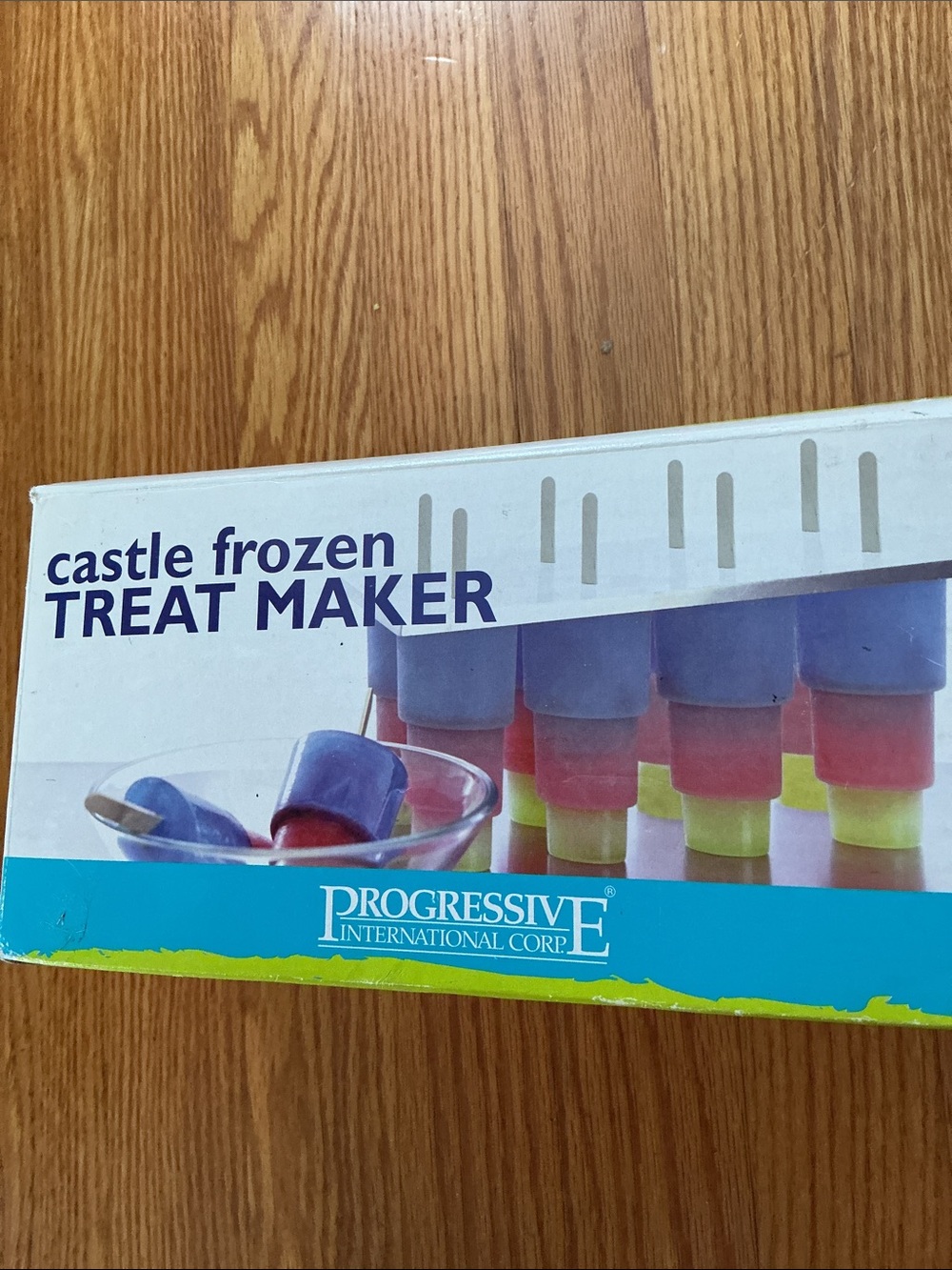 Progressive Castle Frozen Treat Maker - Blue and Pink Popsicle Molds Vintage